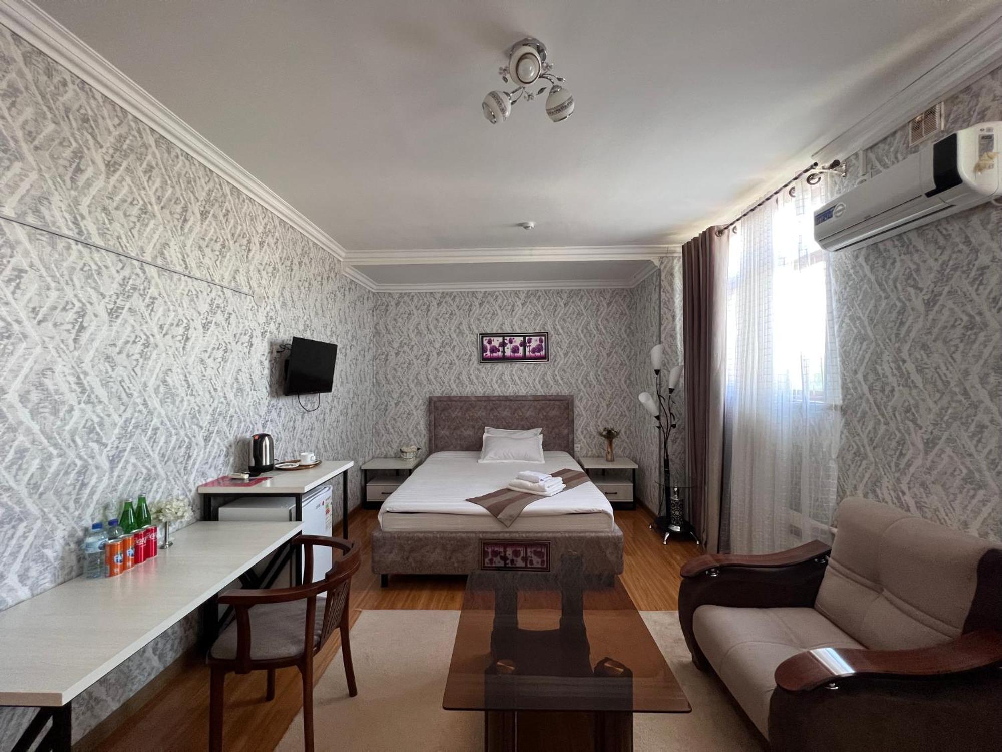 Massaget Hotel Nukus Exterior photo